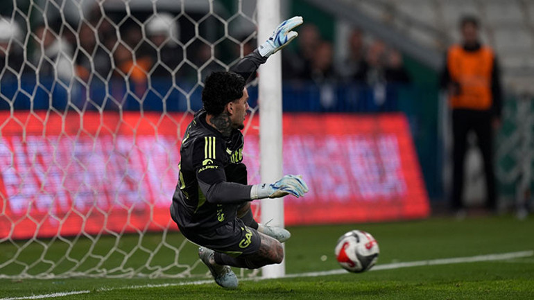  Bir son dakika şoku daha