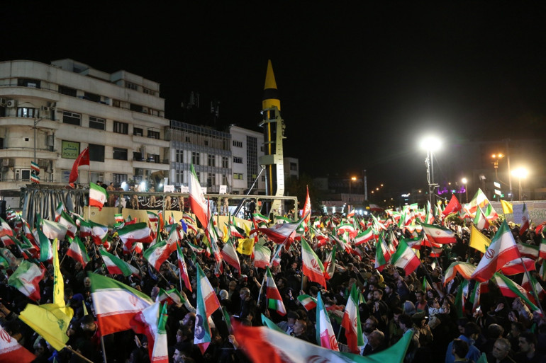  Hürremşehr ve Kadir meydana çıktı