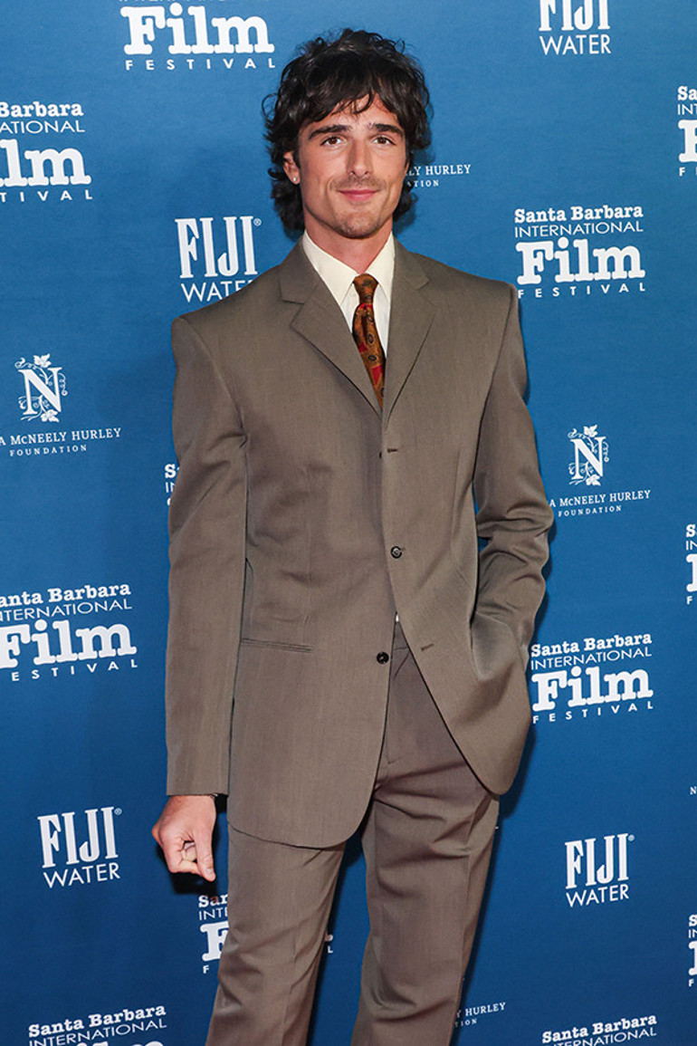 ‘Onlar aylardır sevgili, sizin haberiniz yok’ Çöpçatanlıklarını kız kardeşi yapmış