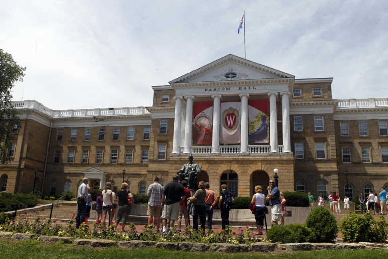  Meslektaşını zehirlemeye çalıştı