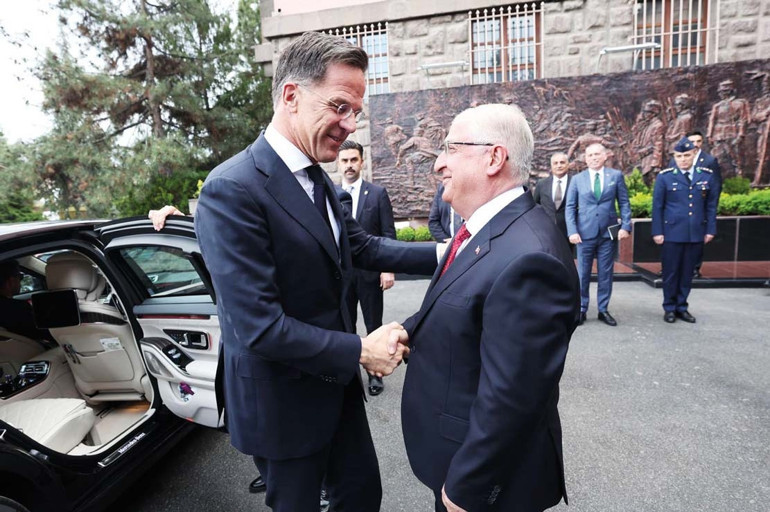 NATO’dan zirve ziyareti