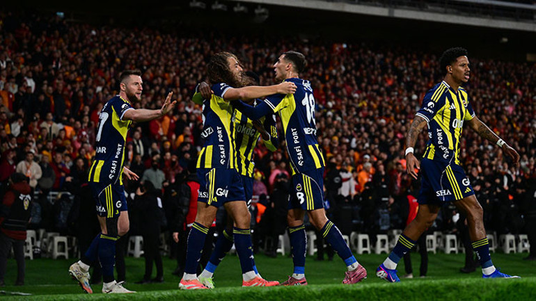 Fenerbahçe, gözünü Galatasaraya kestirdi Derbi primi belli oldu