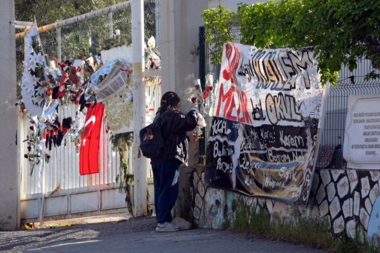  Ayser Çalık Ortaokulu