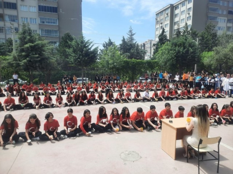  Ayser Çalık Ortaokulu