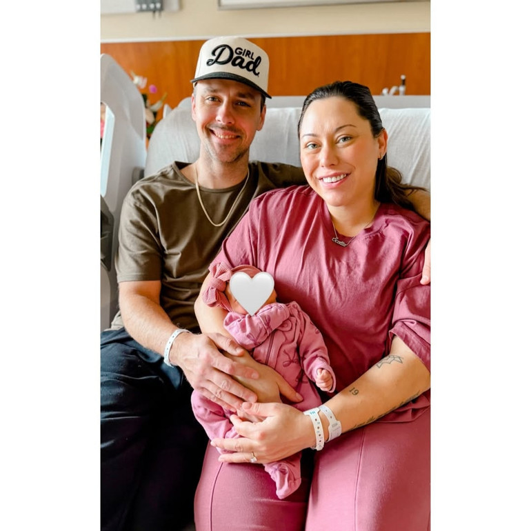 18 yıl önce ölümden dönmüştü… Tüm kötü alışkanlıklarından vazgeçti… Şimdi genç yaşında sahip olduğu torunlarını seviyor