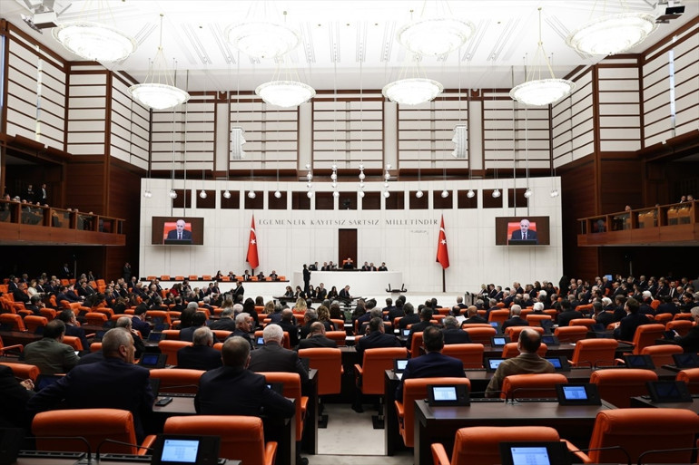 TBMMde 23 Nisan özel oturumu | TBMM Başkanı Kurtulmuş: Yeni anayasa şart