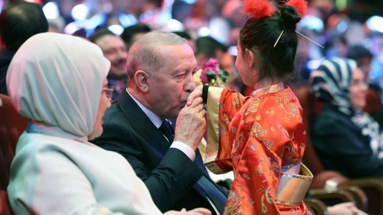 Cumhurbaşkanı Erdoğan: Çocuklarımıza bırakacağımız miraslardan biri Cumhuriyet ve Demokrasi olacaktır