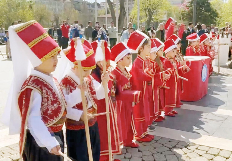  Ne İsa’ya ne Musa’ya