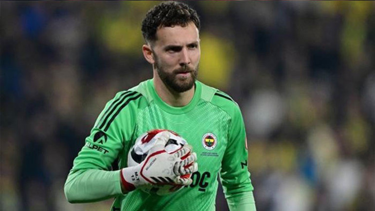 Altay Bayındır, Türkiyeye dönüyor 2 dev istiyor