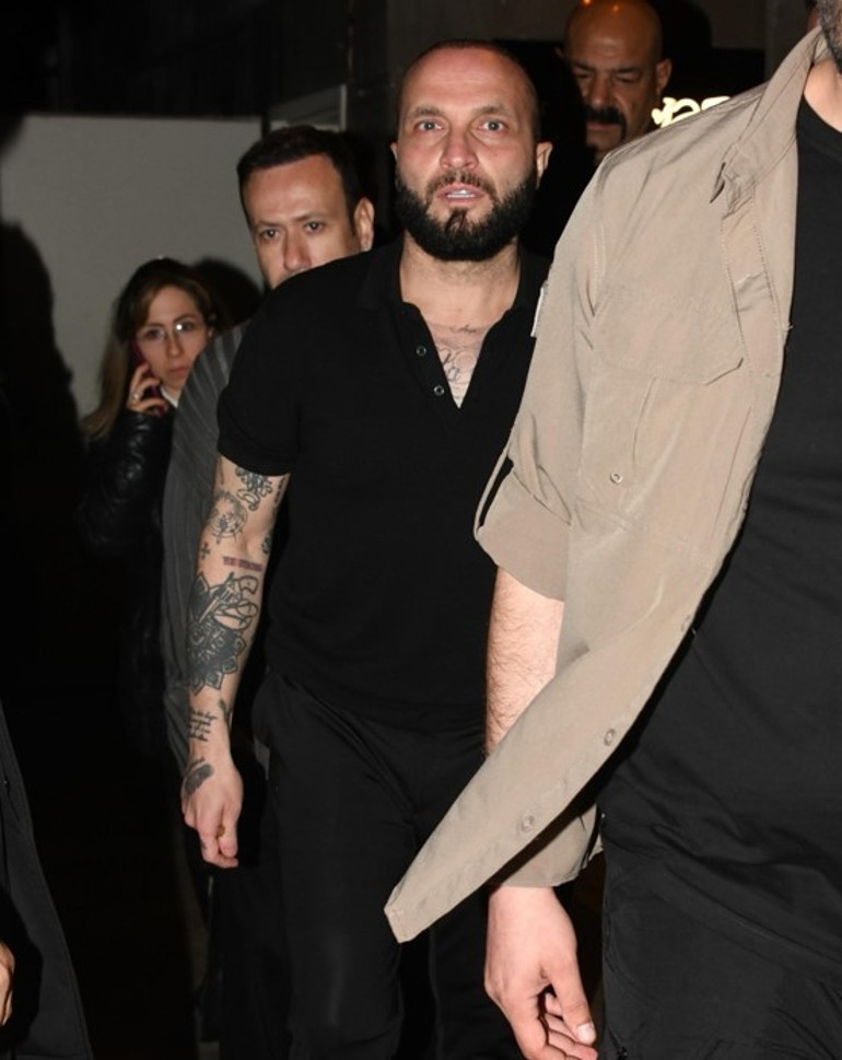 Demet Akalın yeni yaşını kutladı