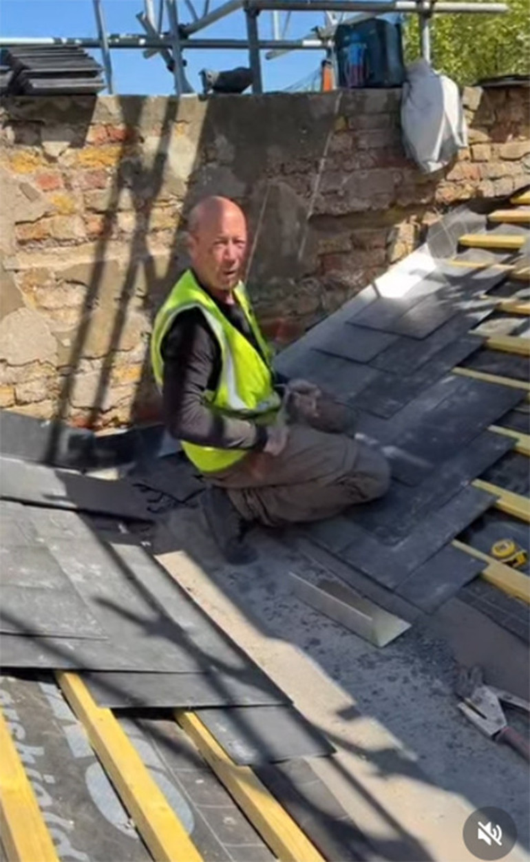  O şimdi çatı ustası... Eski püskü bir kamyondan başka bir şeyim yok