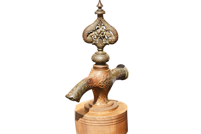 Paha biçilemez eserler ele geçirildi