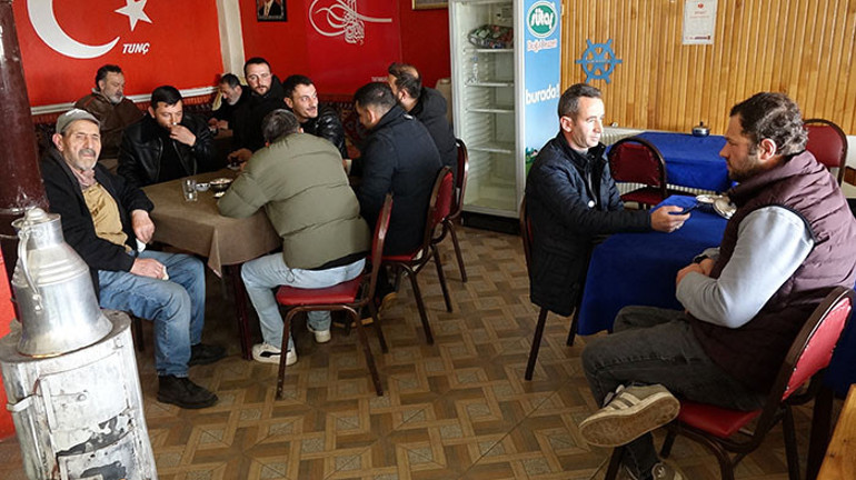  200 dönümlük araziyi hibe ediyorlar Burası tam da uygun alan, köyümüze yapılsın istiyoruz