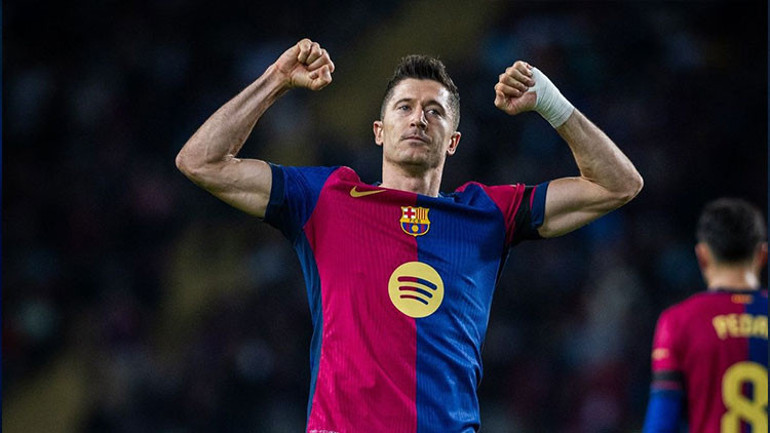 Fenerbahçe, Lewandowskinin sözleşmesini hazırladı Türkiyeye geliyor