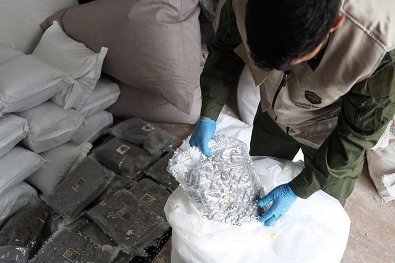  Değeri tam 300 milyon lira