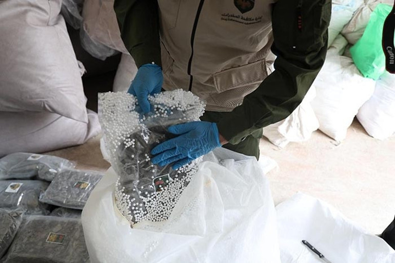  Değeri tam 300 milyon lira