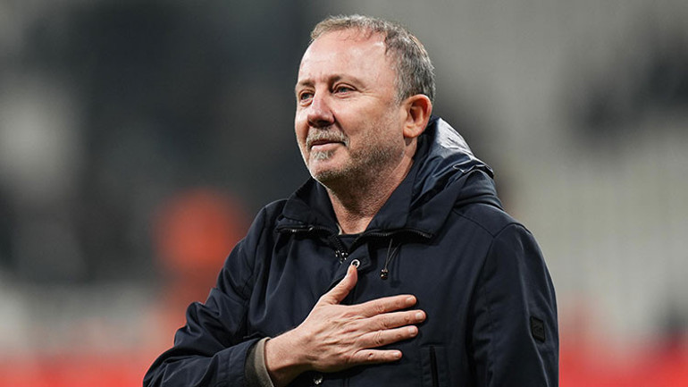 Beşiktaş resmen teklif yaptı Yeni transferin maaşı belli oldu