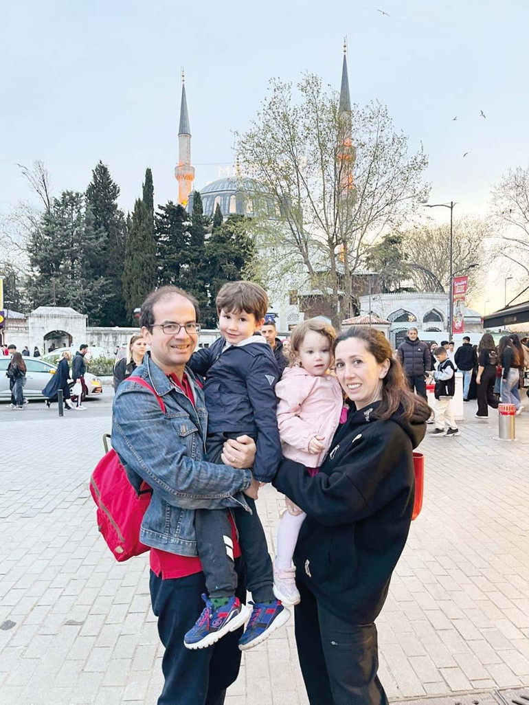 Orkestra şefi Hasan Niyazi Tura: Sokaktaki adam melodilerini ıslıkla çalıyorsa iyi bestecisindir