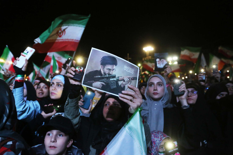  İrandan yanıt gecikmedi