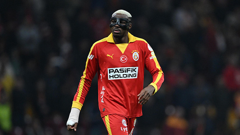  Galatasarayda Fenerbahçe derbisi öncesi Osimhen kararı verildi