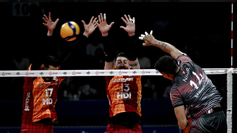 Efeler Ligi final serisinde 3. maç heyecanı