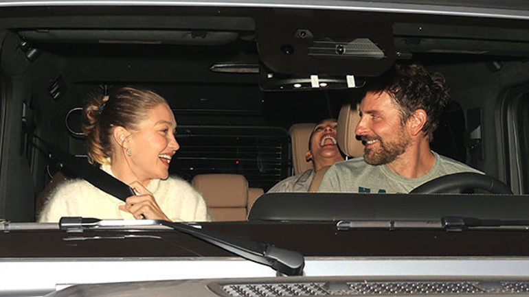 Aşkın gösterişe ihtiyacı yok Doğum gününde sevgilisinden hediye olarak bir kucak dolusu çiçek aldı