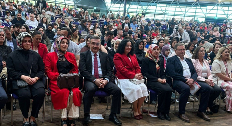 Geç ama görkemli kutlama