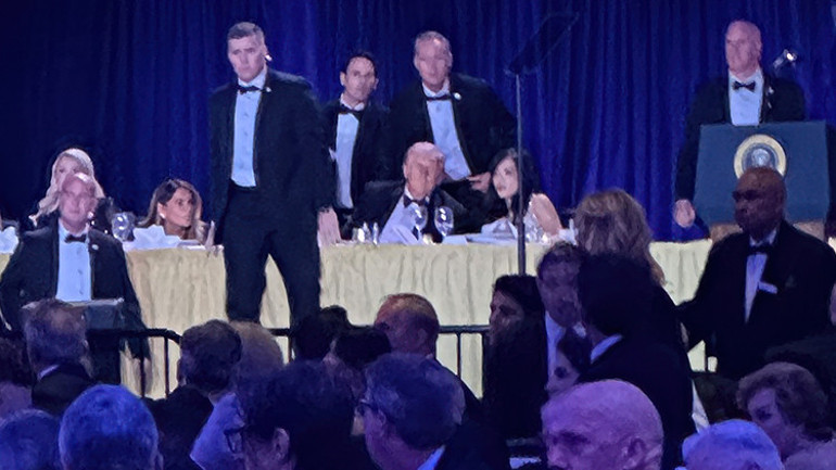  Melania dair herkes panik yaşadı