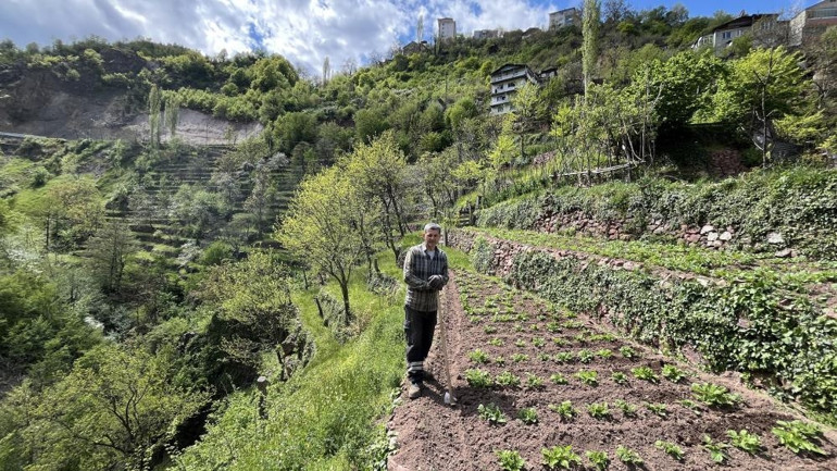  Tek başına işleyerek yapıyor Bu mirası yaşatmaya devam edeceğiz