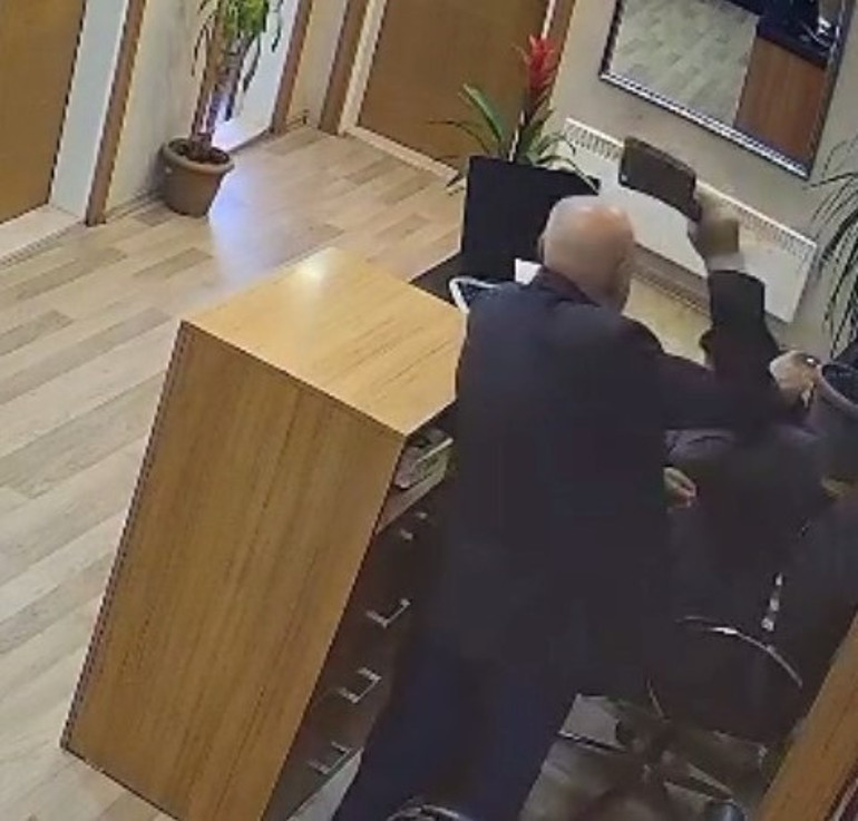  Dehşet anı kamerada