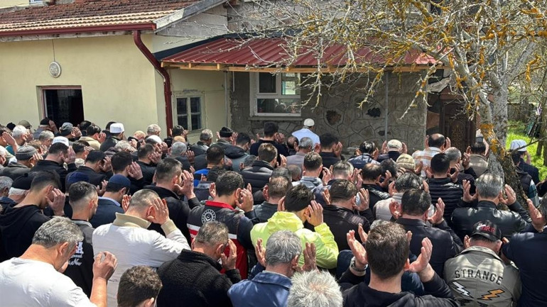  Bebeğe bir şey oldu, ben evden gidiyorum