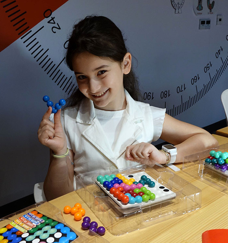 Matematik şampiyonu Lina, yeniden Türkiye birincisi oldu: Başarısının sırrını anlattı