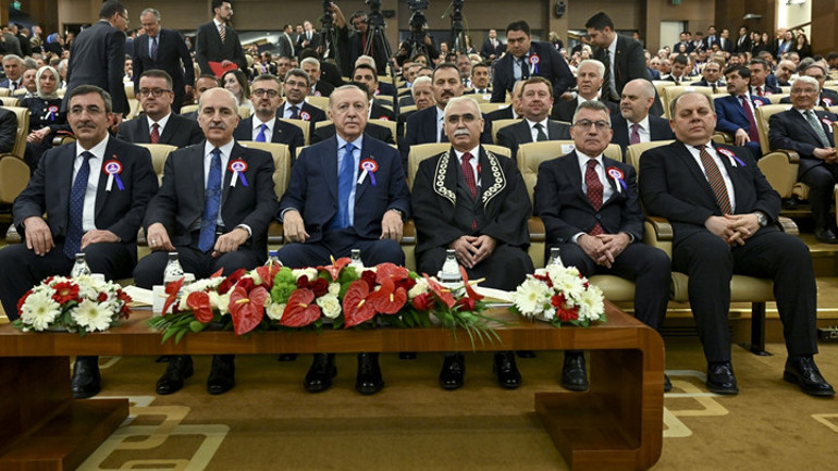 Cumhurbaşkanı Erdoğan, AYMnin 64. kuruluş yıl dönümü törenine katıldı