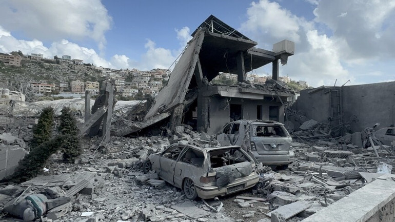 ABDden Hürmüzde şüpheli gemiye baskın Trump, İrana fotoğrafla gözdağı verdi