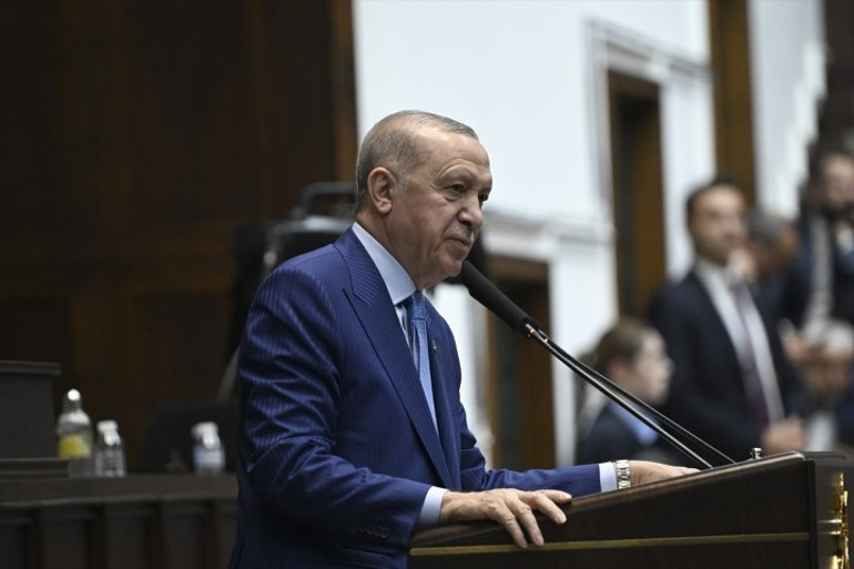 Cumhurbaşkanı Erdoğan: CHPye nefes harcamak israf