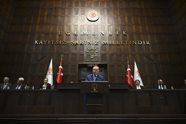 Cumhurbaşkanı Erdoğan: CHPye nefes harcamak israf