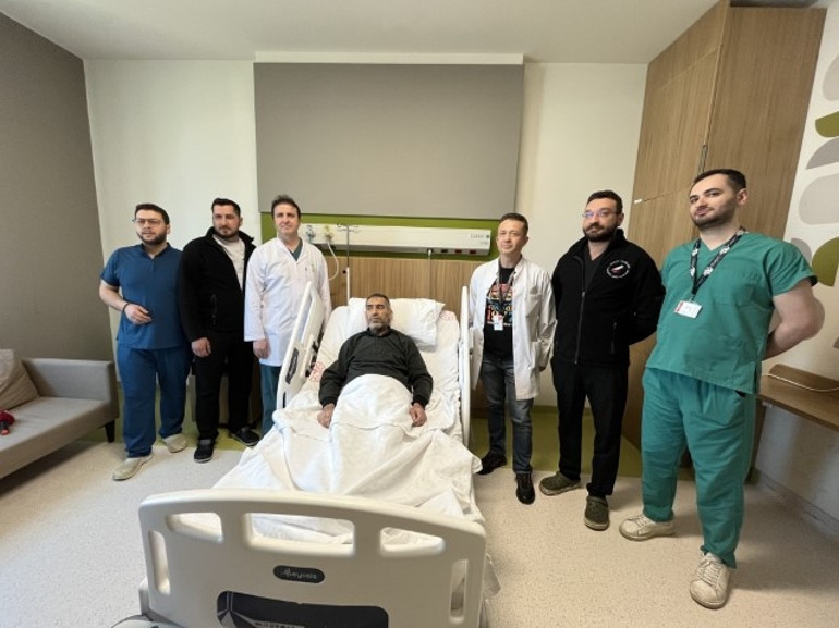 Ağrı şikayeti ile gitti, varılan teşhis doktorları da hayrete düşürdü | Normalde yarım kilo yoktur, benimki 8 kiloya ulaşmıştı