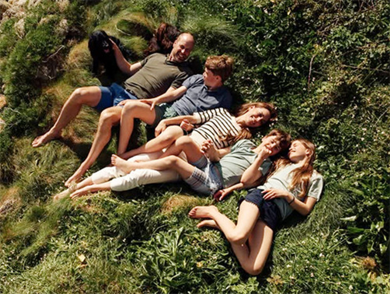  Bir yastıkta geçen 15 yıl kutlu olsun