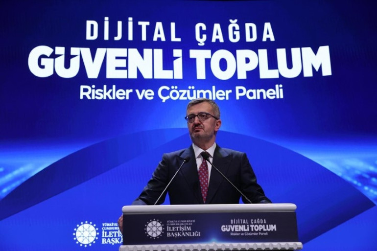 Bize düşen bütün kırılmaları dikkatle okumaktır
