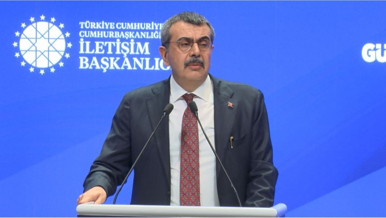 Bize düşen bütün kırılmaları dikkatle okumaktır