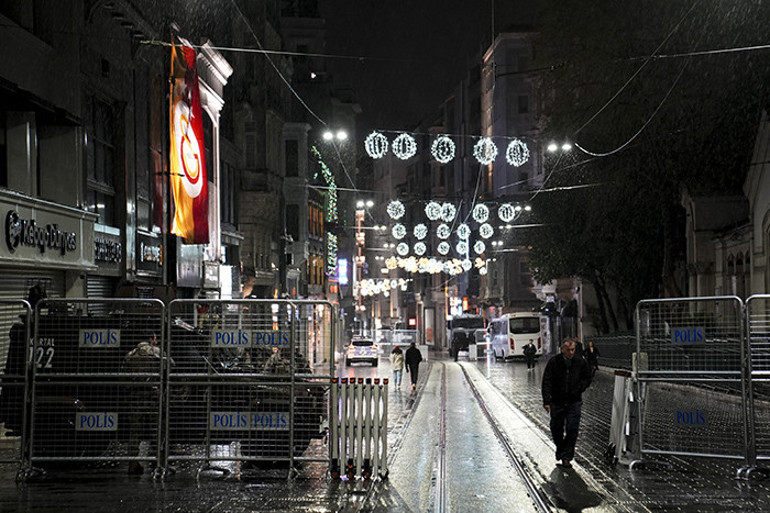 1 Mayıs Emek ve Dayanışma Günü: 1 Mayıs tedbirleri açıklandı | İzinsiz gösteriye polis müdahalesi: Gözaltılar var