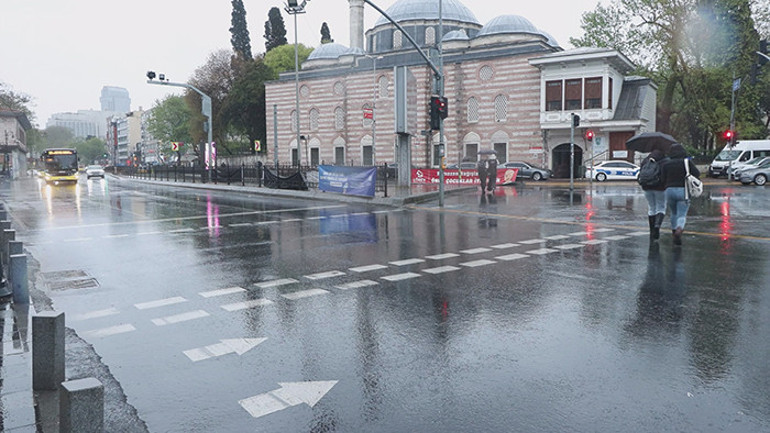 1 Mayıs Emek ve Dayanışma Günü: 1 Mayıs tedbirleri açıklandı | İzinsiz gösteriye polis müdahalesi: Gözaltılar var