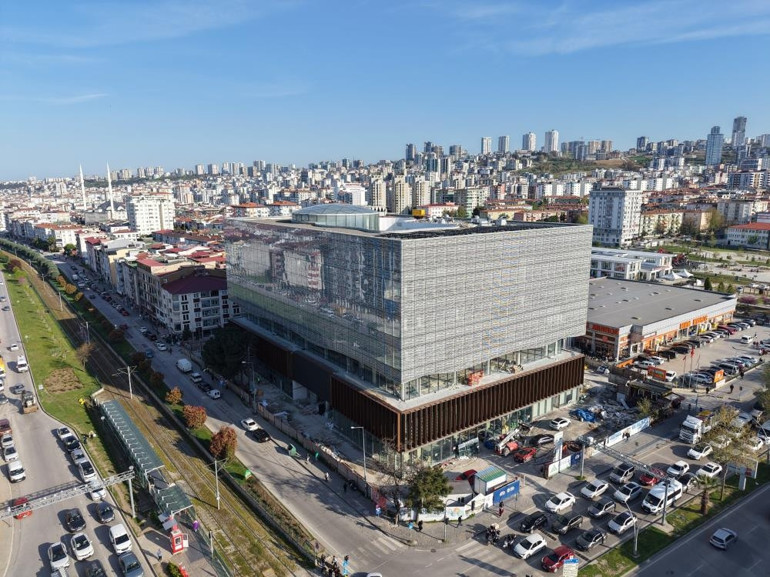  Avrupanın en iyi kamu binası mimarisi ödülünü aldı