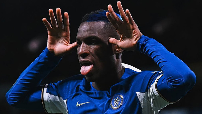 Fenerbahçe, Chelseanin 40 milyon euroluk santrforunu istiyor