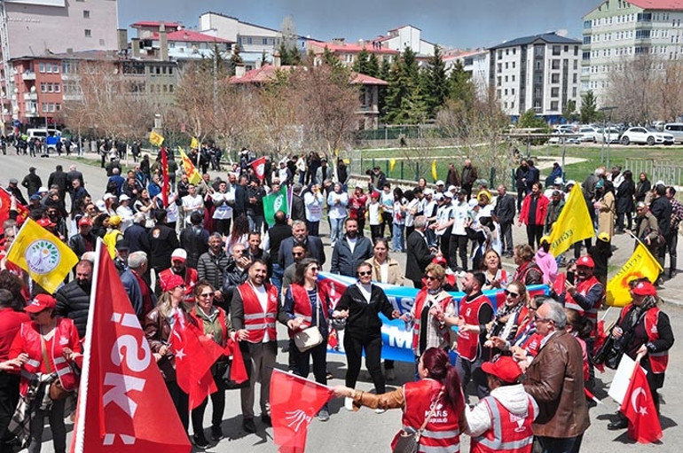 1 Mayıs Emek ve Dayanışma Günü: 1 Mayıs tedbirleri açıklandı | İzinsiz gösteriye polis müdahalesi: Gözaltılar var