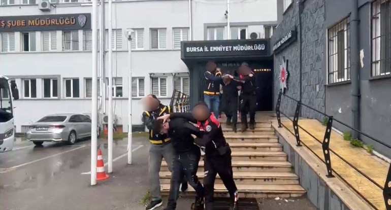Bursadaki dehşet Otomobille önlerini kesip ateş açmıştı... Avukat Hatice Kocaefiyi öldüren katil zanlısının ifadesi ortaya çıktı