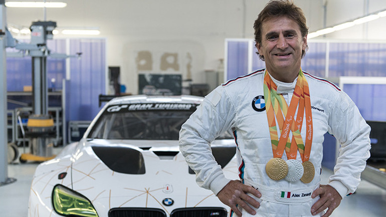 Efsane şampiyon Alex Zanardi hayatını kaybetti