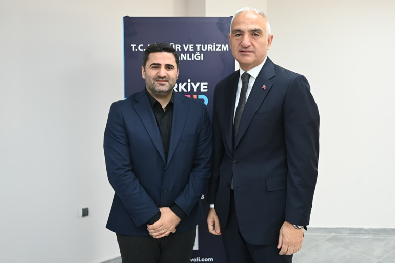 Kurban Bayramı tatili 9 gün olur mu Bakan Ersoy böyle yanıtladı...