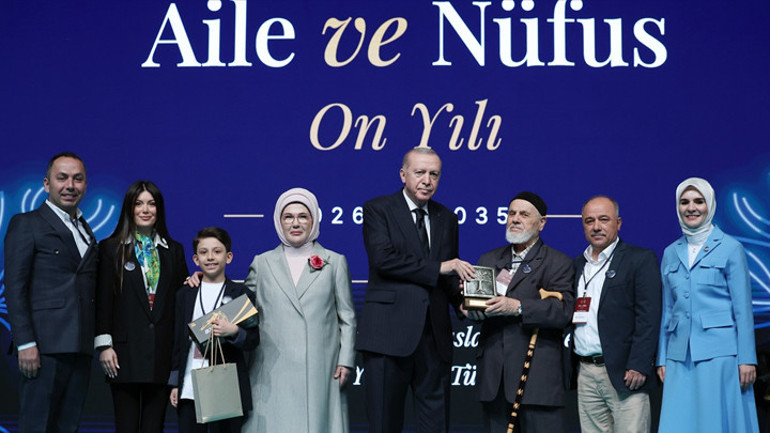 Cumhurbaşkanı Erdoğan: Doğurganlık hızımız düşüyor Rakamlar hepimiz için tedirgin edici