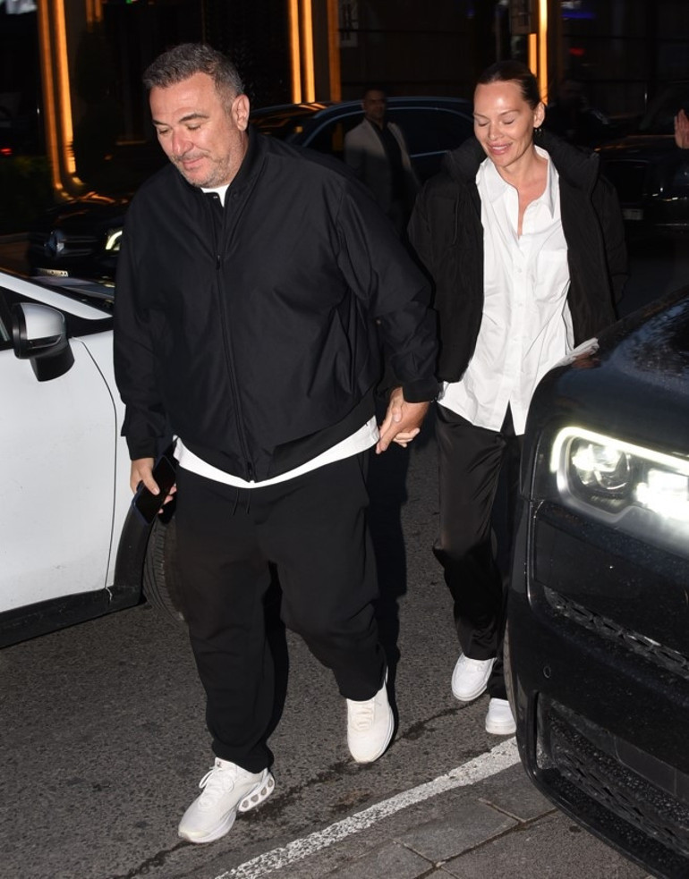 Antonis Remos lüks araç ile İstanbul turu yaptı